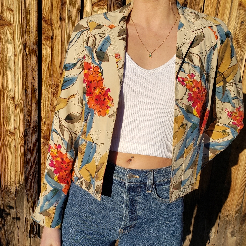 Multicolor Floral cropped blazer, size 2